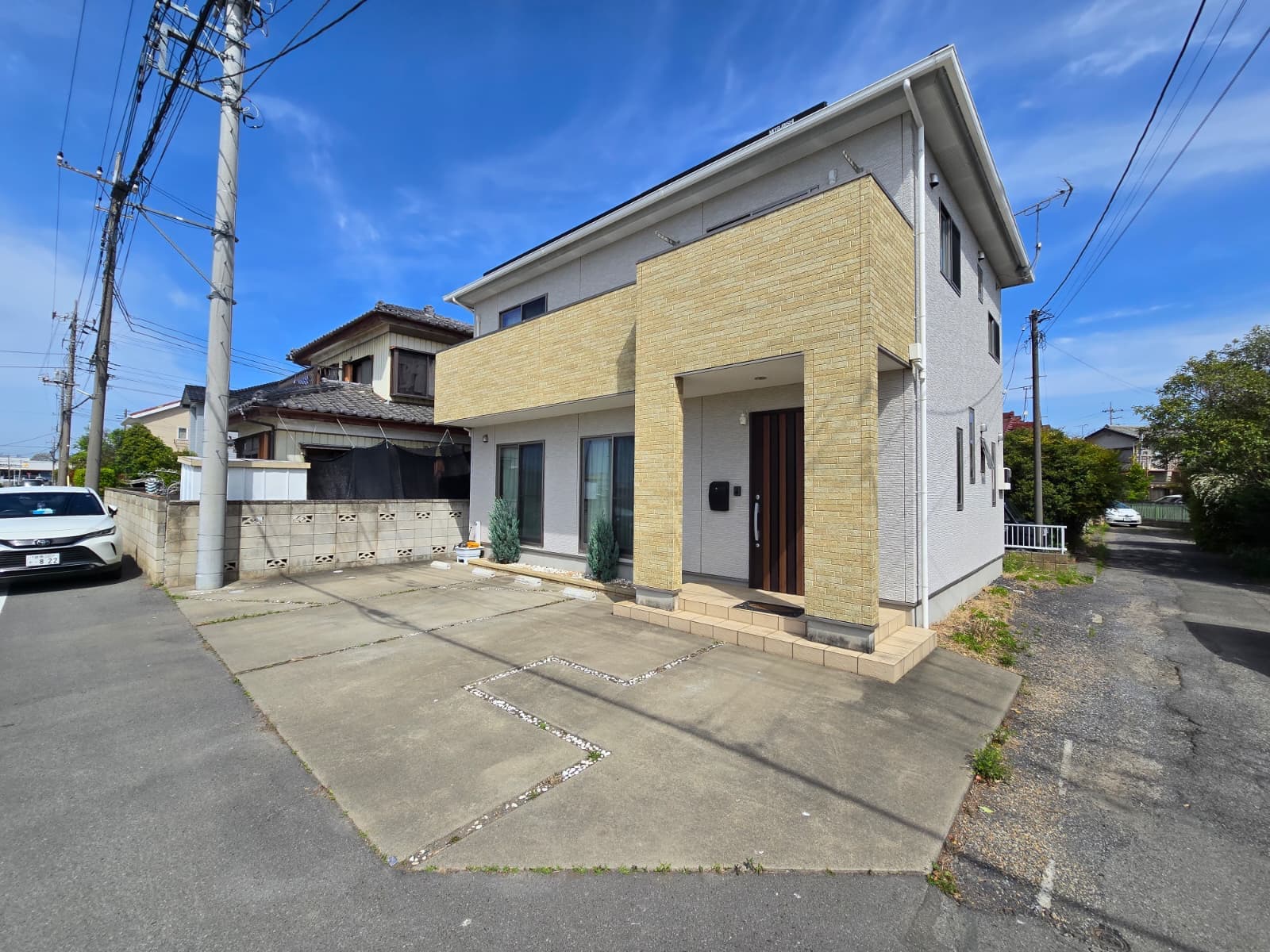 Modern 3LDK in Sannocho, Isesaki City with Solar Power