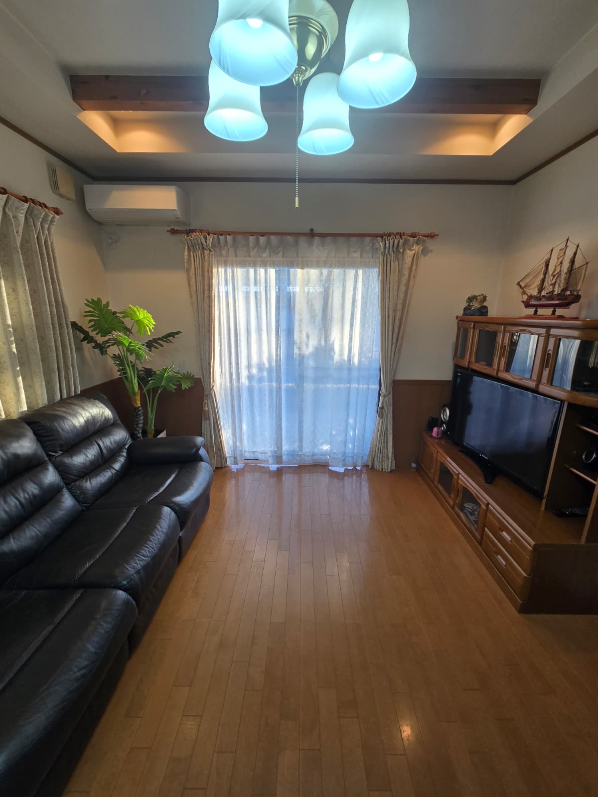 伊勢崎市馬見塚町 南向き中古戸建 4LDK