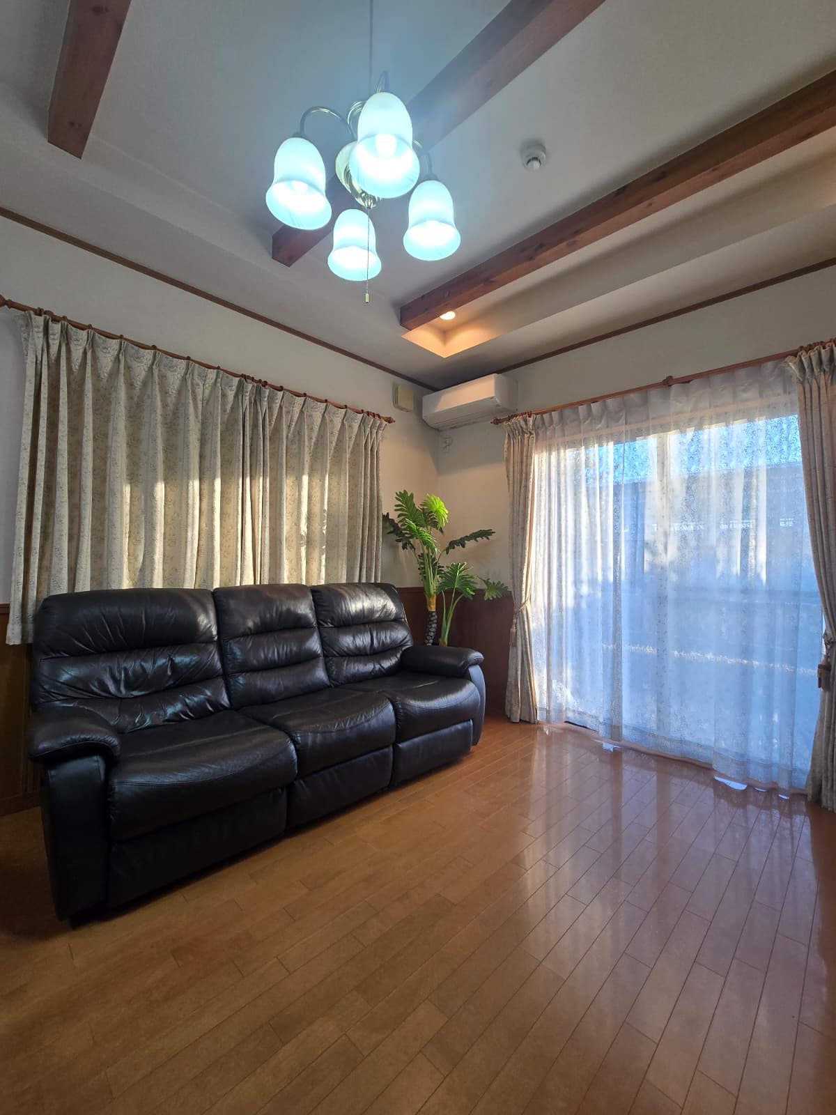 伊勢崎市馬見塚町 南向き中古戸建 4LDK